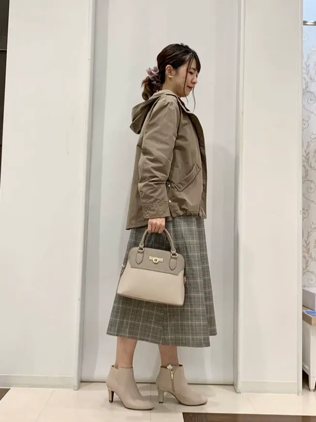 ANY SIS 横田 コーディネート画像