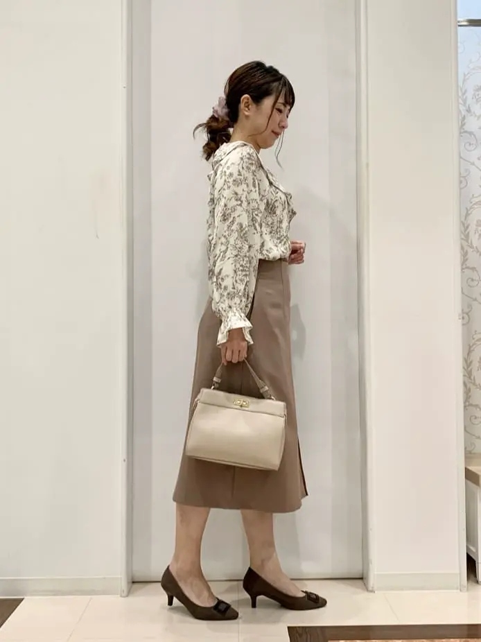 ANY SIS 横田 コーディネート画像