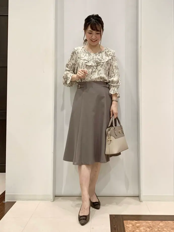 ANY SIS 横田 コーディネート画像