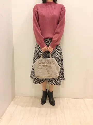 ANY SIS 藤森 コーディネート画像