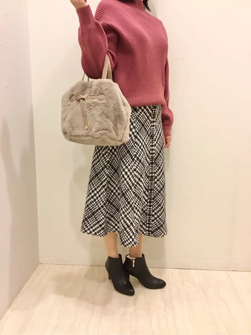 ANY SIS 藤森 コーディネート画像