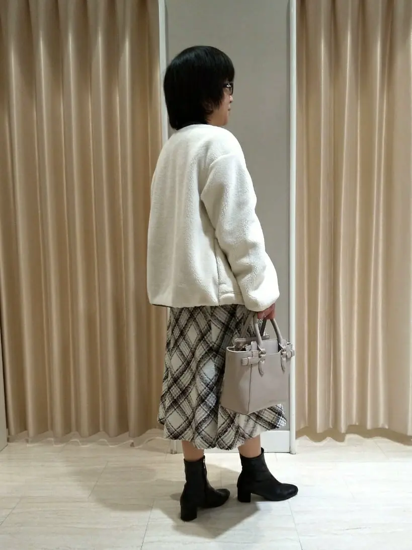 ANY SIS 岡本 コーディネート画像