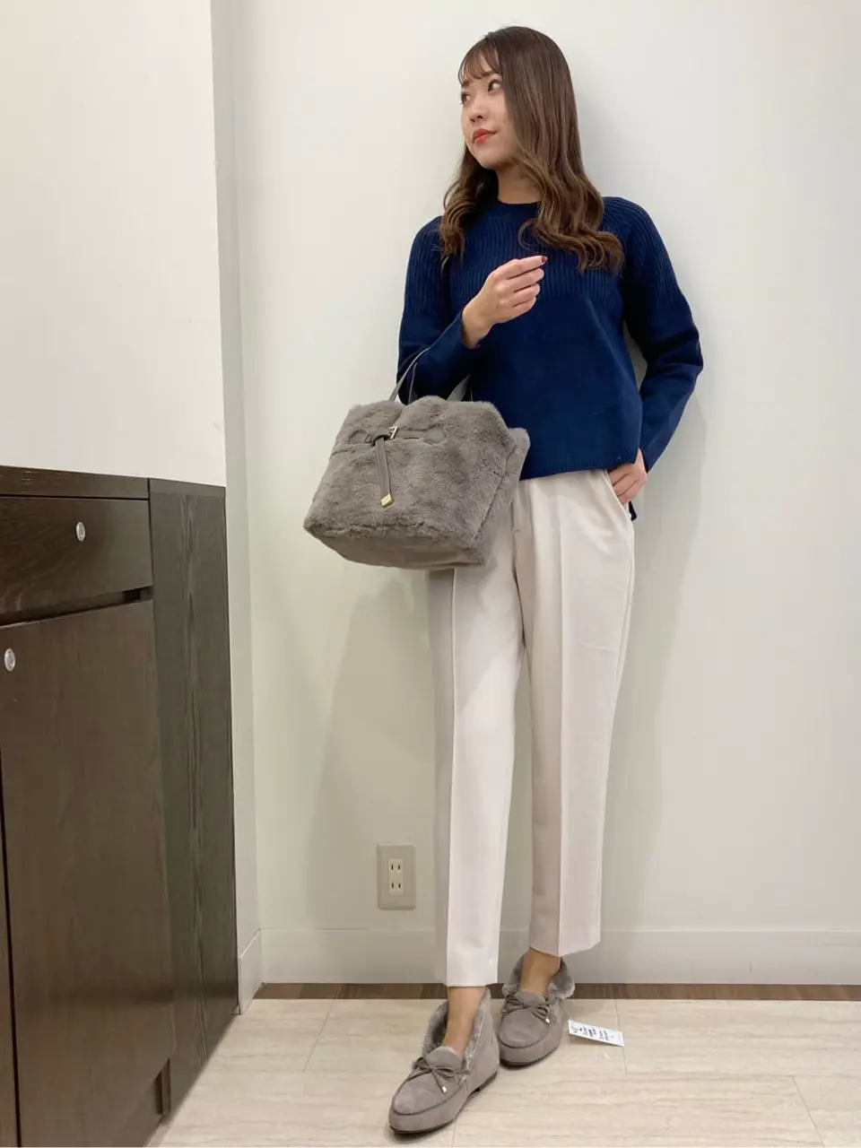 ANY SIS スタッフ コーディネート画像