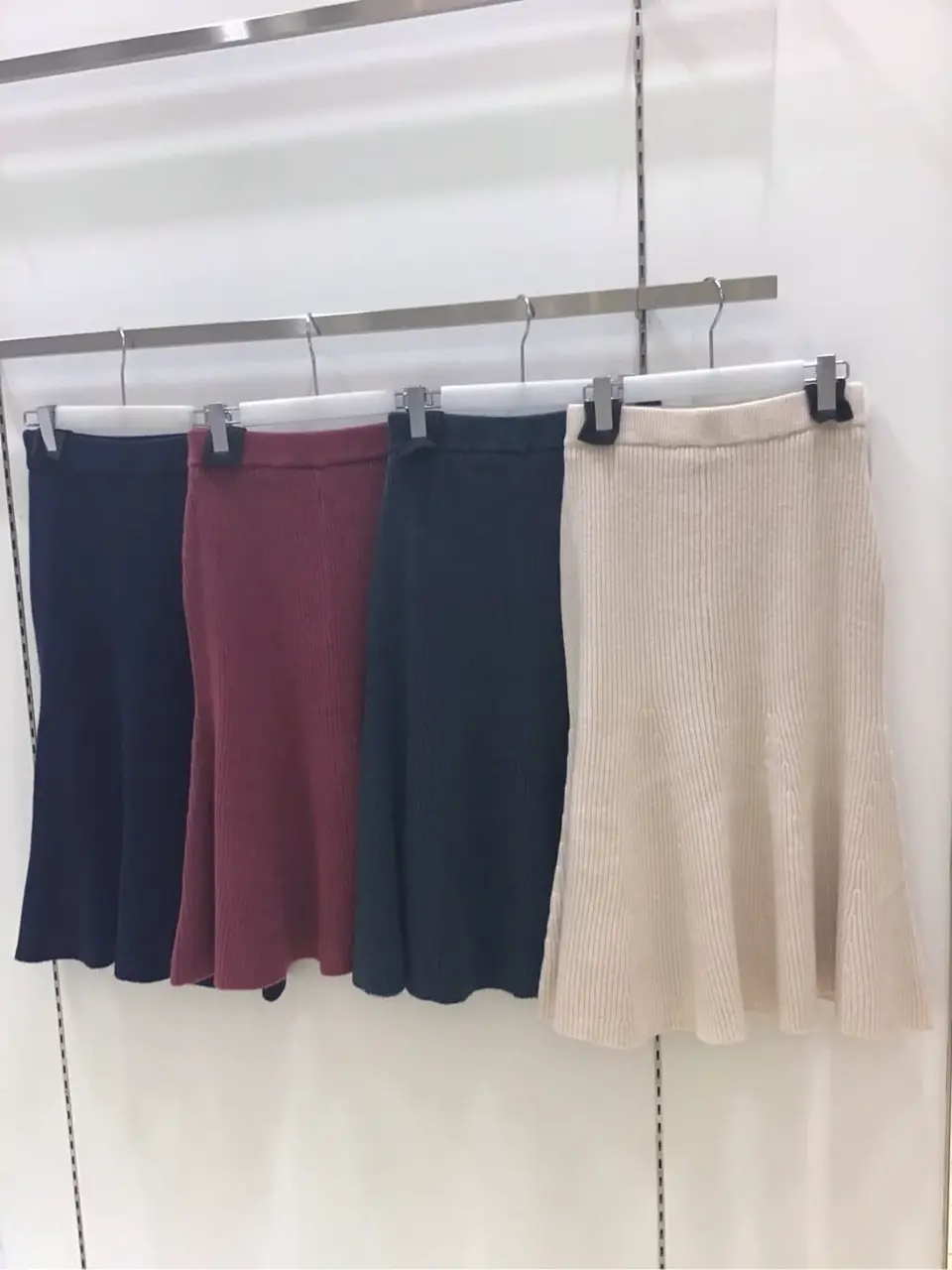 ANY SIS 布川 コーディネート画像