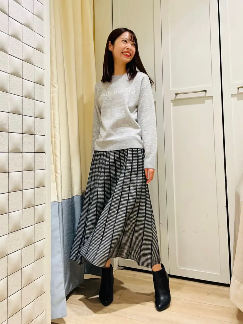 ANY SIS スタッフ コーディネート画像