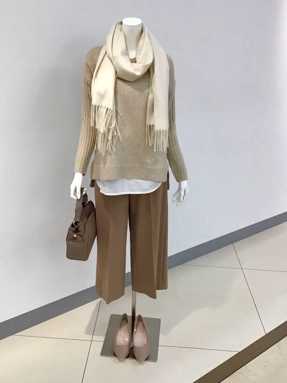 ANY SIS 本田 コーディネート画像