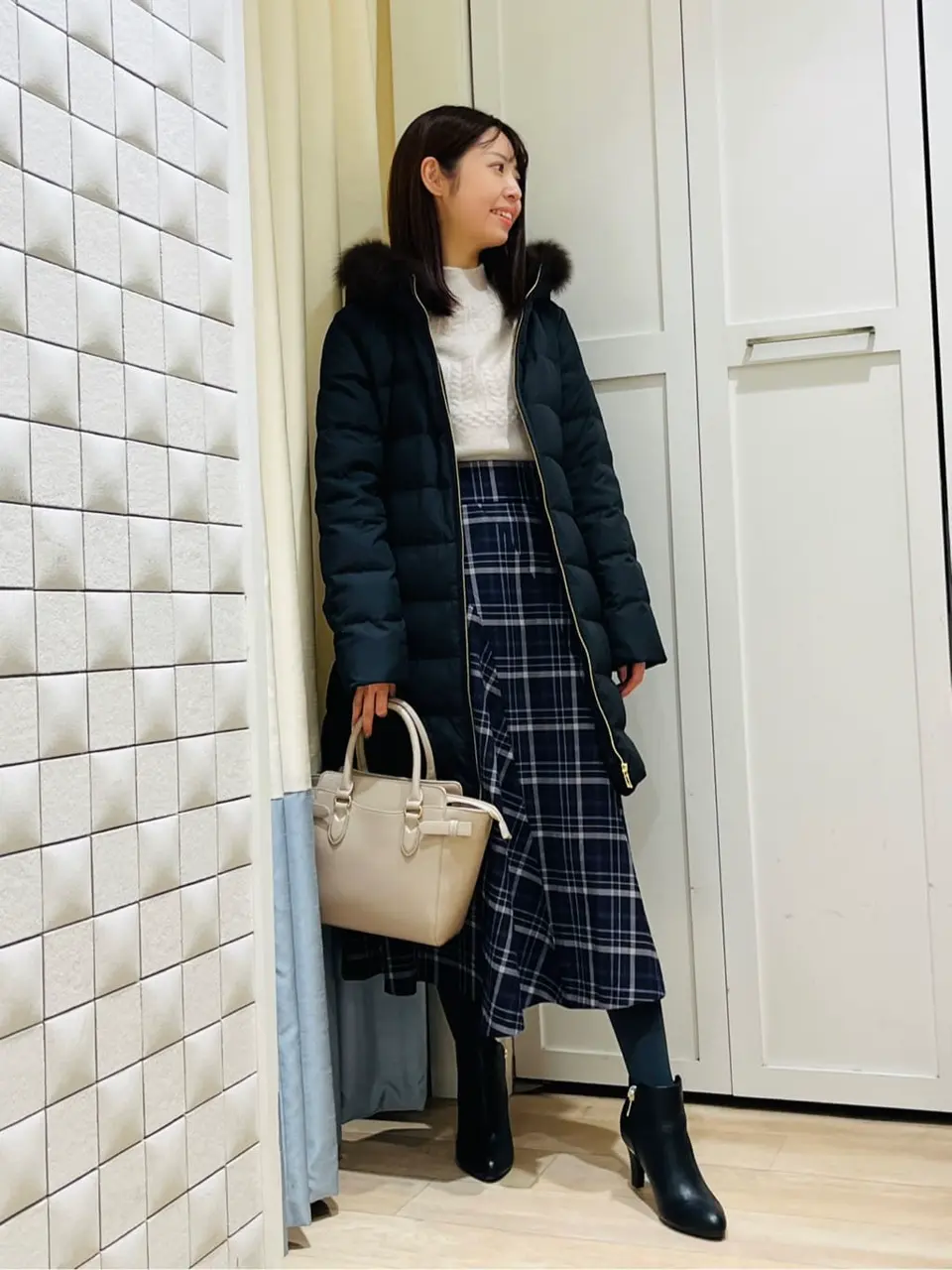 ANY SIS スタッフ コーディネート画像