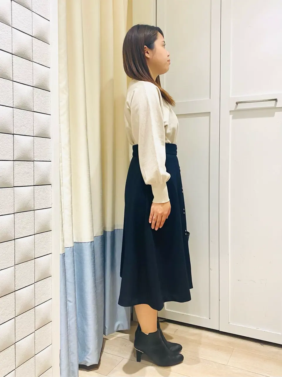 ANY SIS スタッフ コーディネート画像