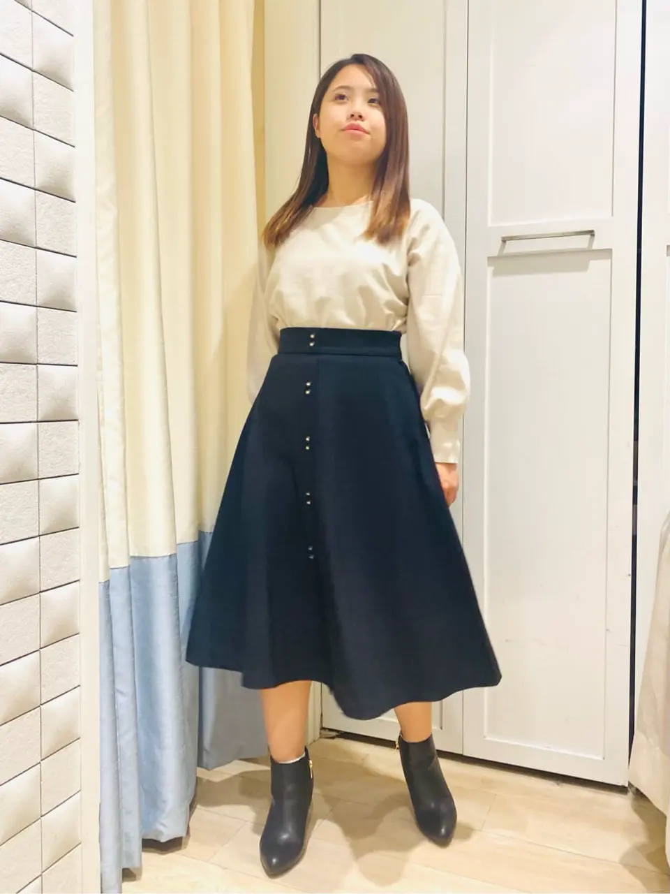 ANY SIS スタッフ コーディネート画像