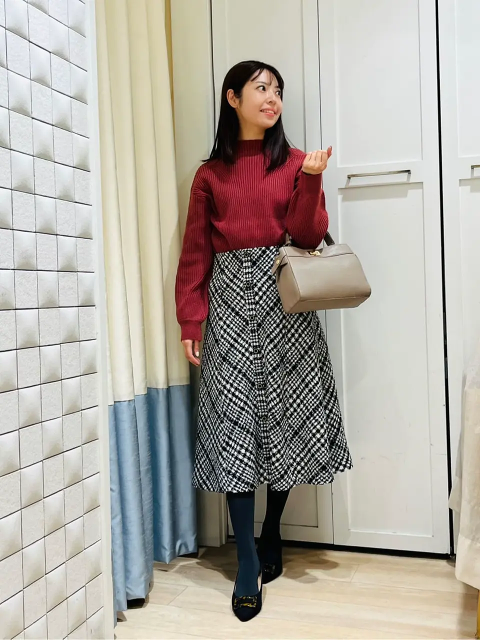 ANY SIS スタッフ コーディネート画像