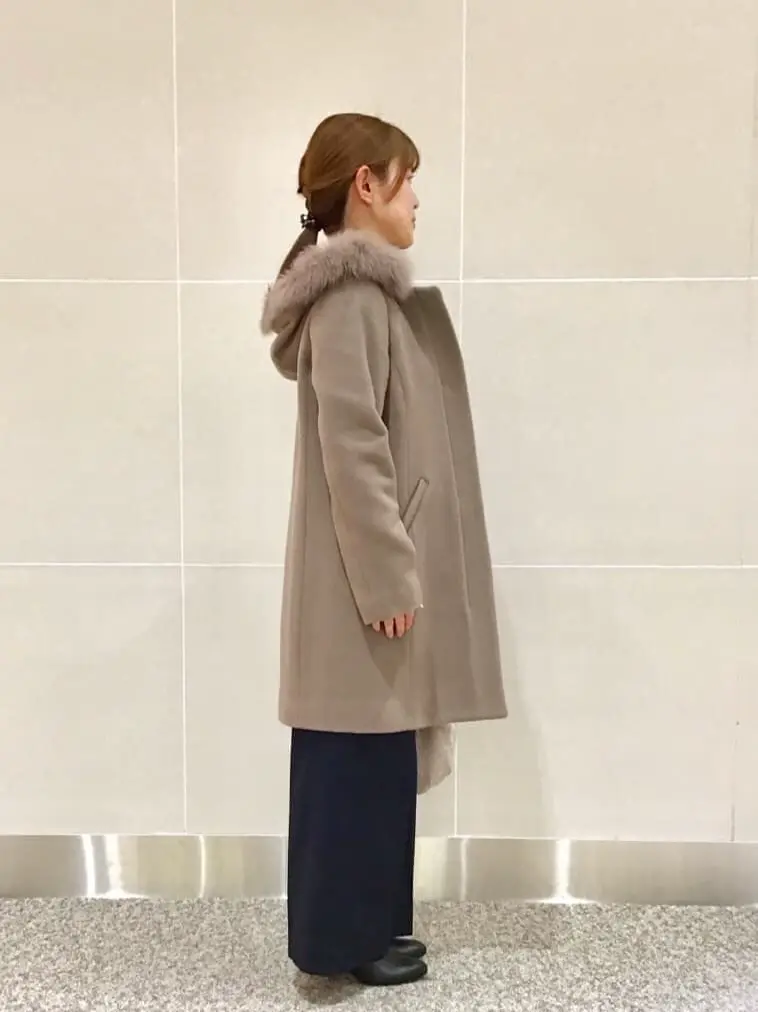 ANY SIS 浅野 コーディネート画像