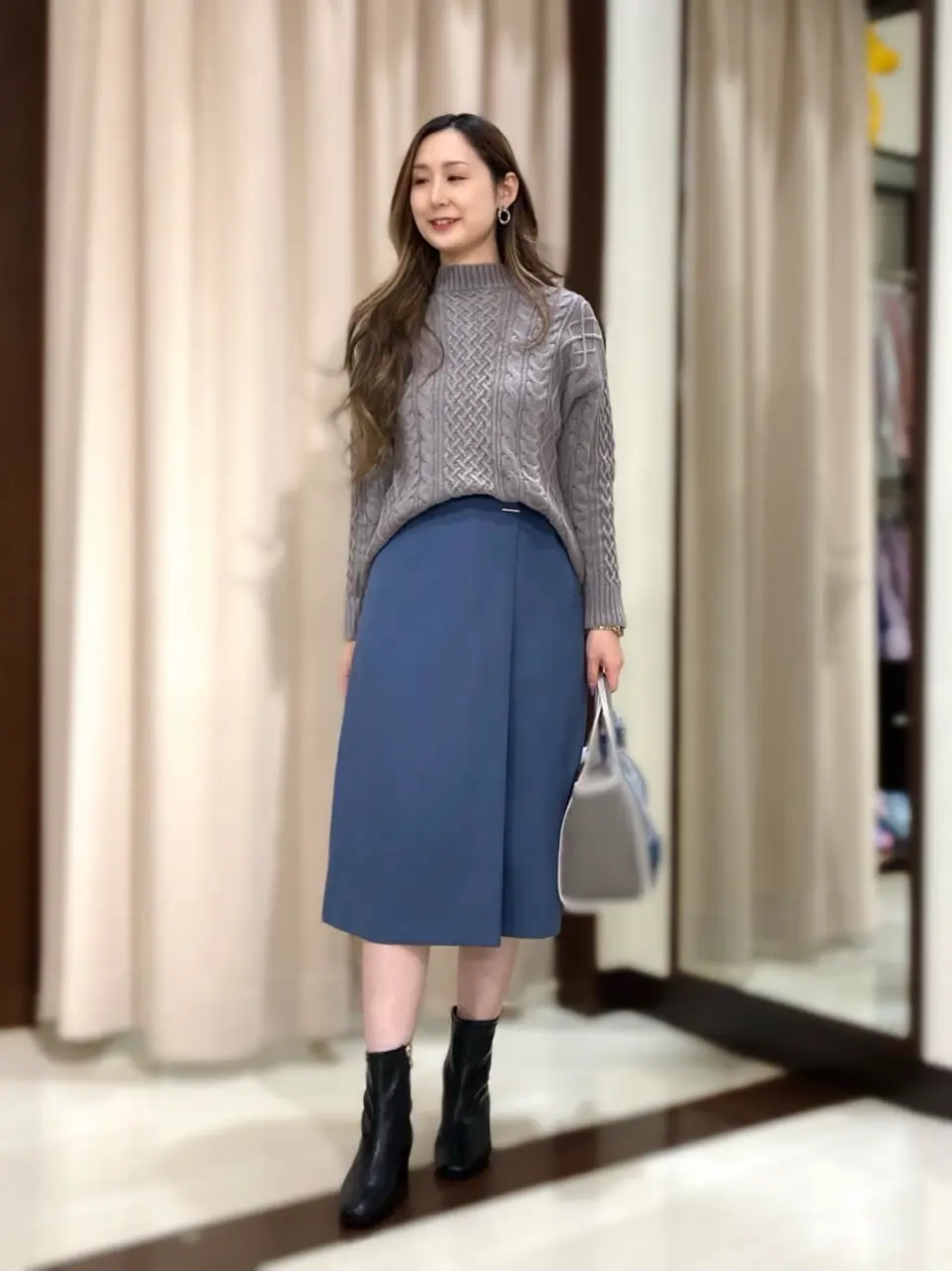 ANY SIS STAFF コーディネート画像