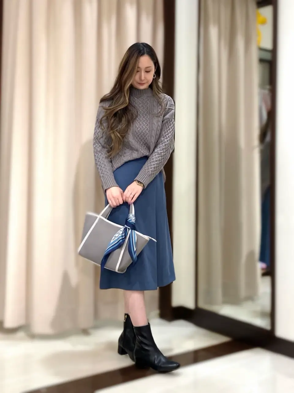 ANY SIS STAFF コーディネート画像