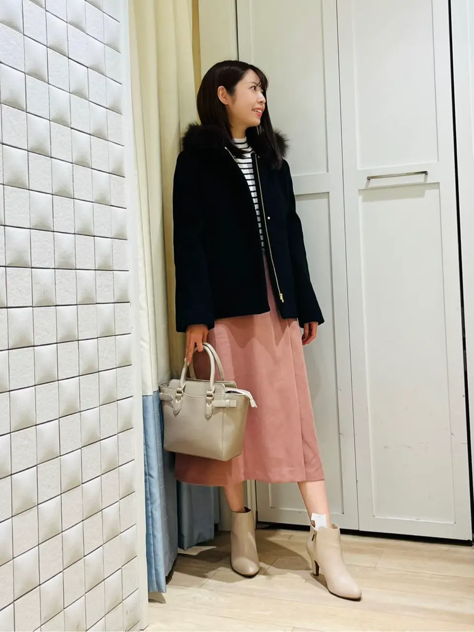 ANY SIS スタッフ コーディネート画像