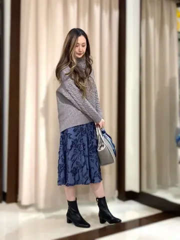 ANY SIS STAFF コーディネート画像