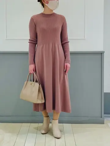 ANY SIS 咲本 コーディネート画像