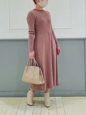 ANY SIS 咲本 コーディネート画像