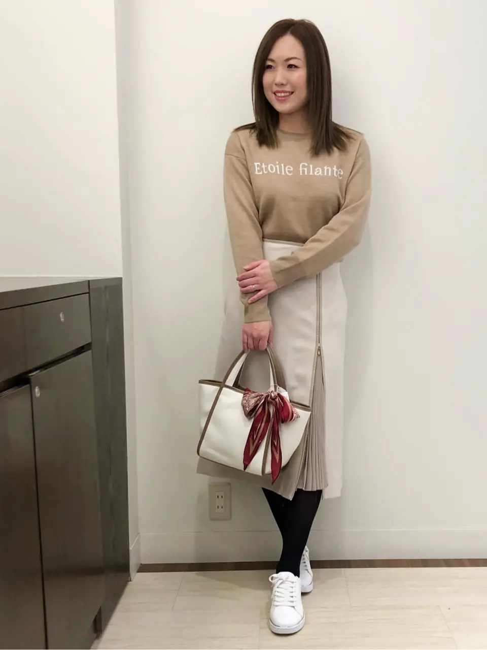 ANY SIS スタッフ コーディネート画像