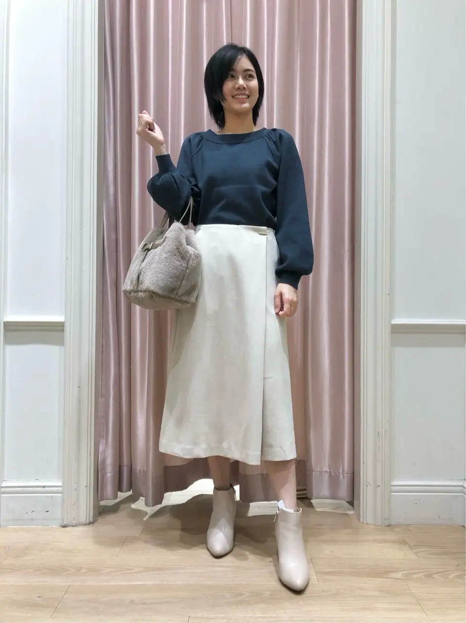 ANY SIS スタッフ コーディネート画像