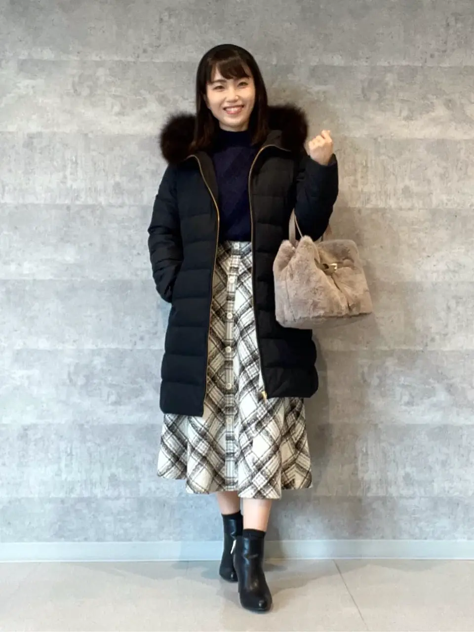 ANY SIS スタッフ コーディネート画像