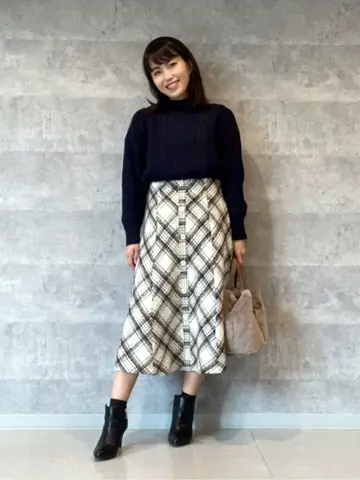 ANY SIS スタッフ コーディネート画像