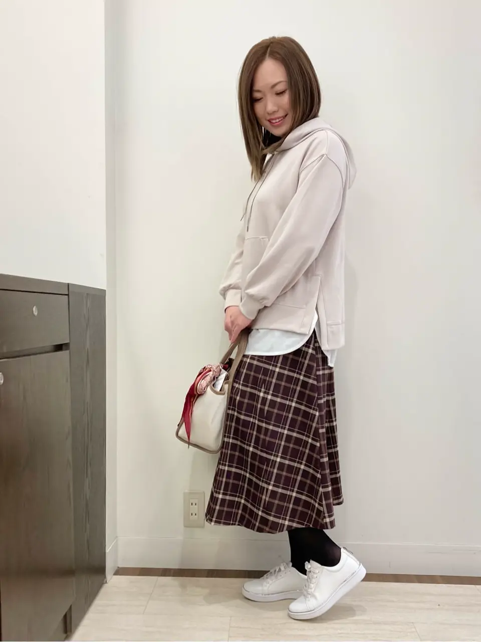 ANY SIS スタッフ コーディネート画像