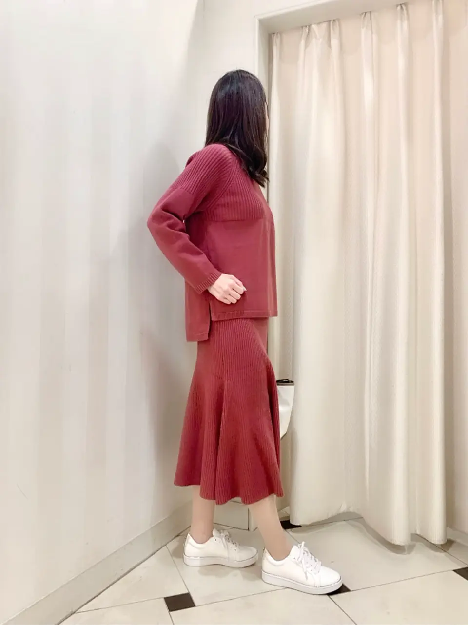 ANY SIS 金井 コーディネート画像