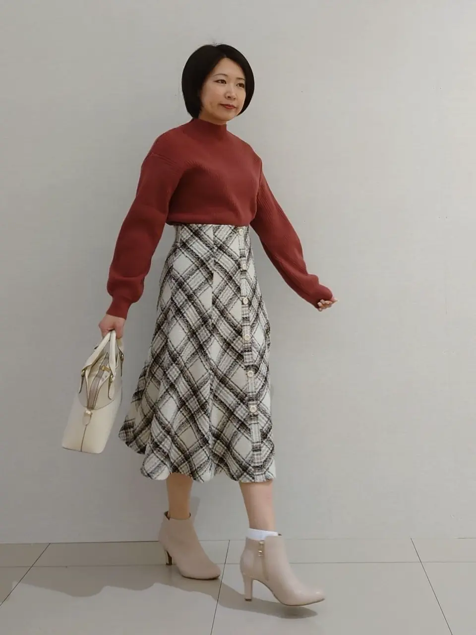 ANY SIS スタッフ コーディネート画像