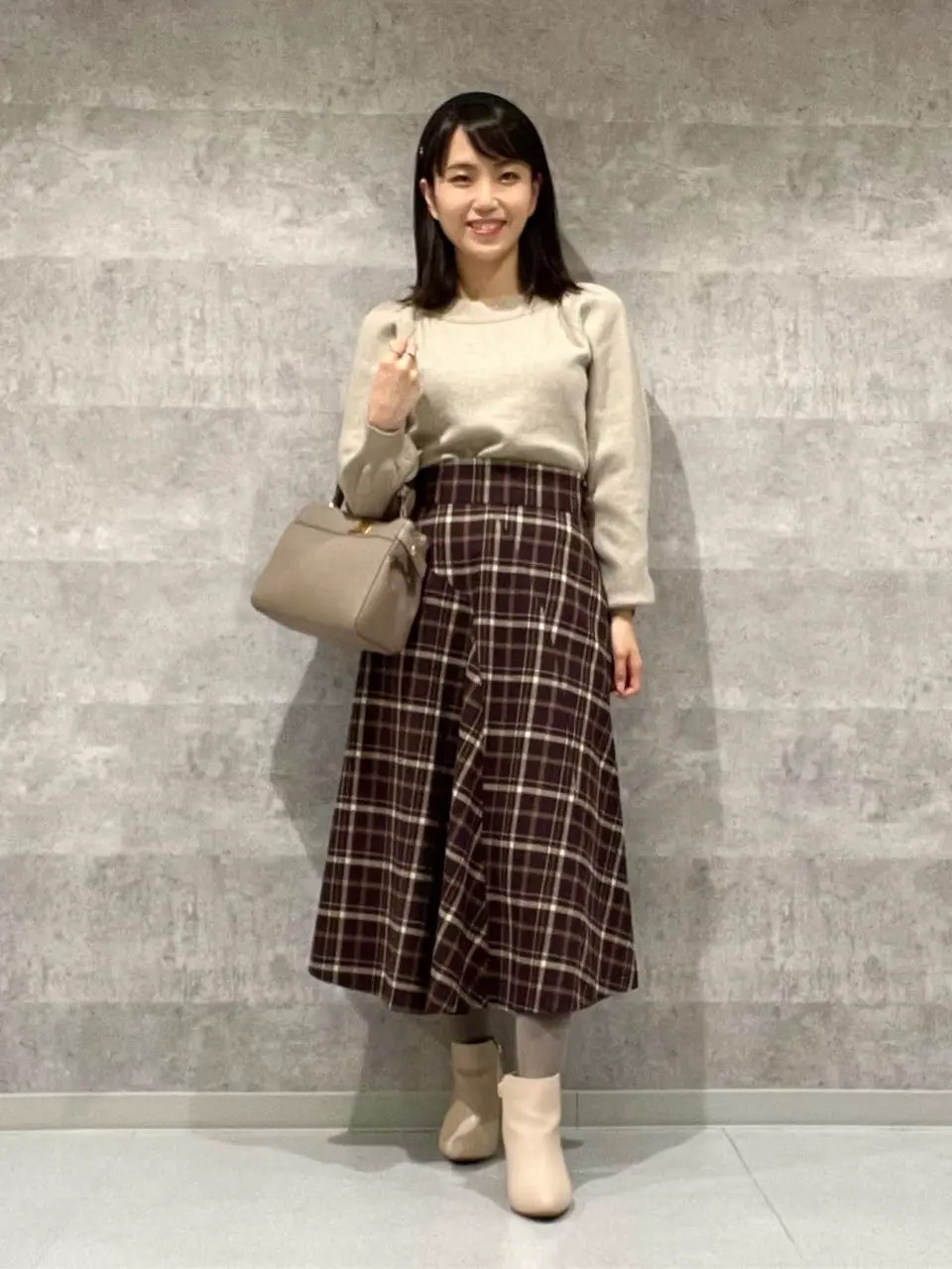 ANY SIS スタッフ コーディネート画像