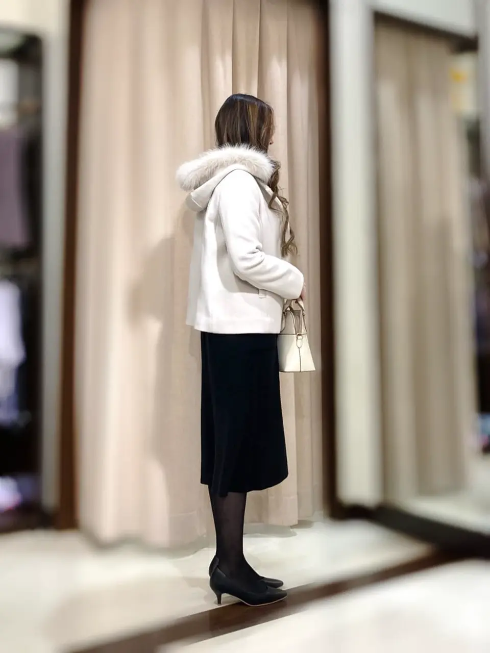 ANY SIS STAFF コーディネート画像