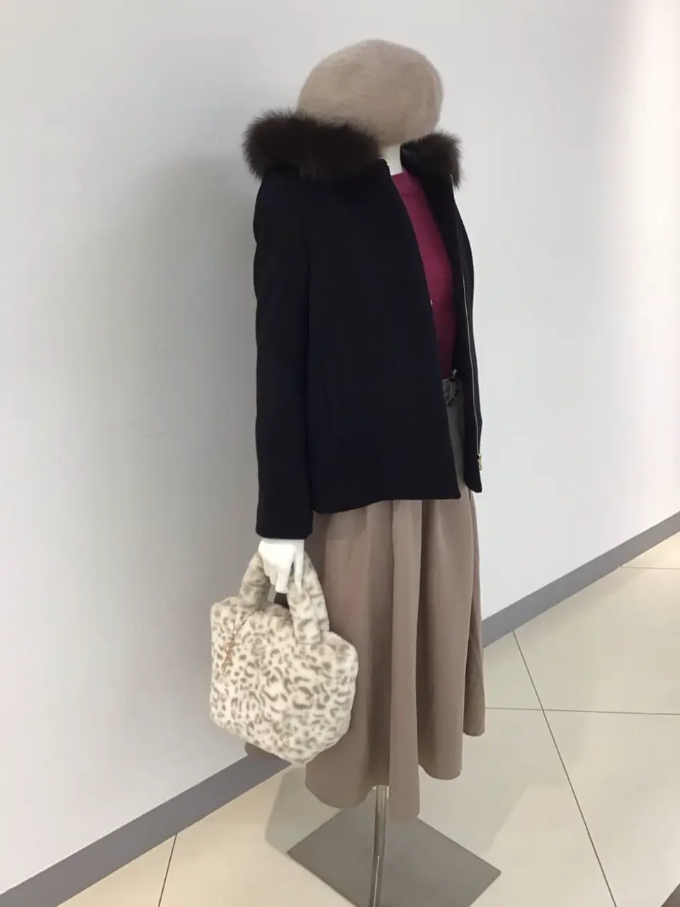 ANY SIS 橋本 コーディネート画像