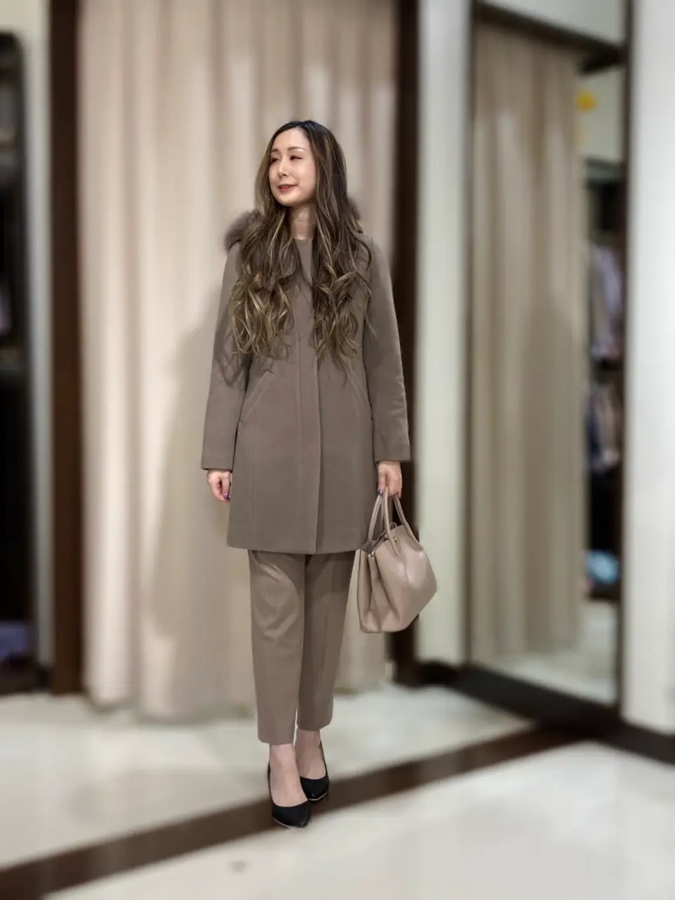 ANY SIS STAFF コーディネート画像