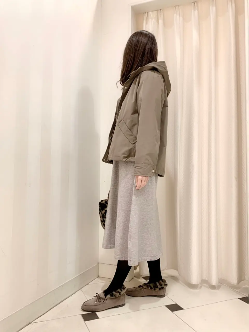 ANY SIS 金井 コーディネート画像