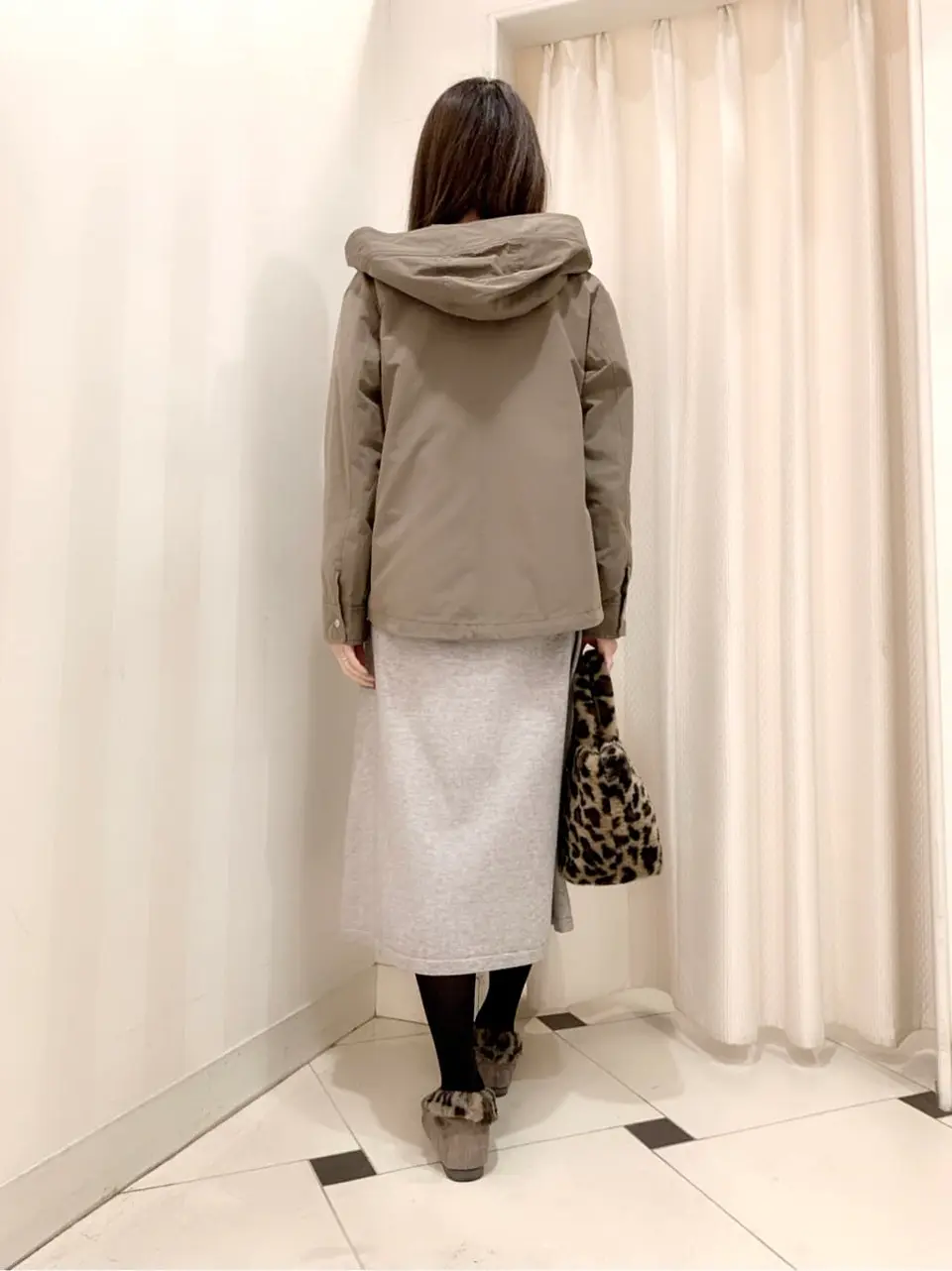 ANY SIS 金井 コーディネート画像