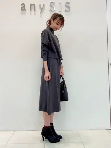 ANY SIS スタッフ コーディネート画像