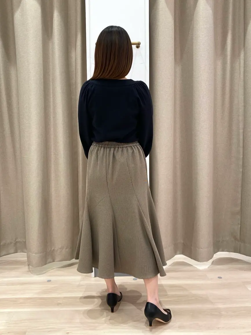 ANY SIS 瀬野 コーディネート画像