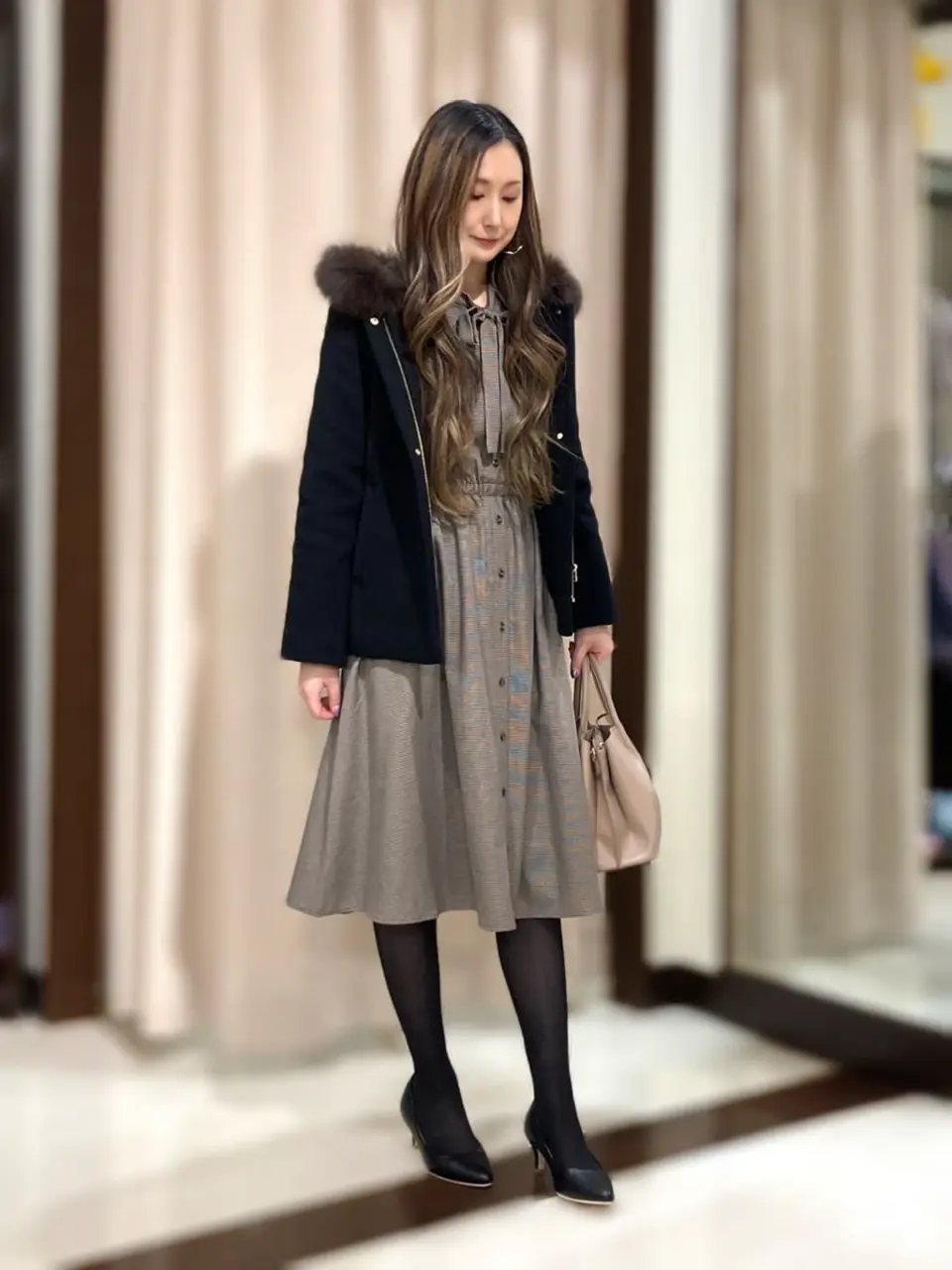 ANY SIS STAFF コーディネート画像