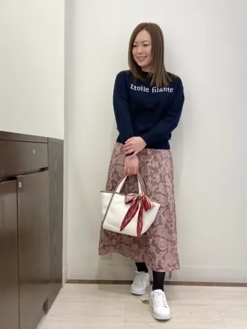 ANY SIS スタッフ コーディネート画像