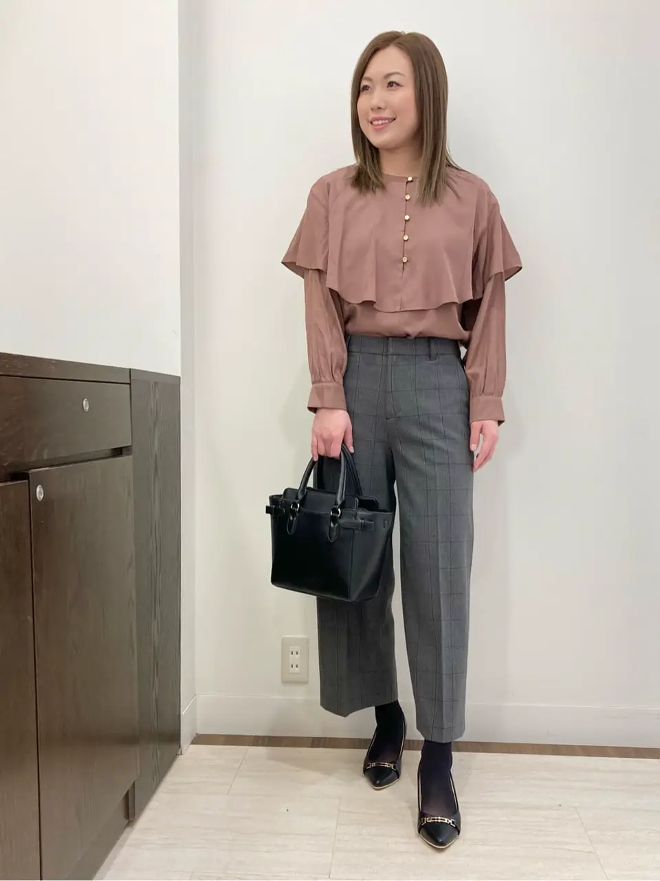 ANY SIS スタッフ コーディネート画像