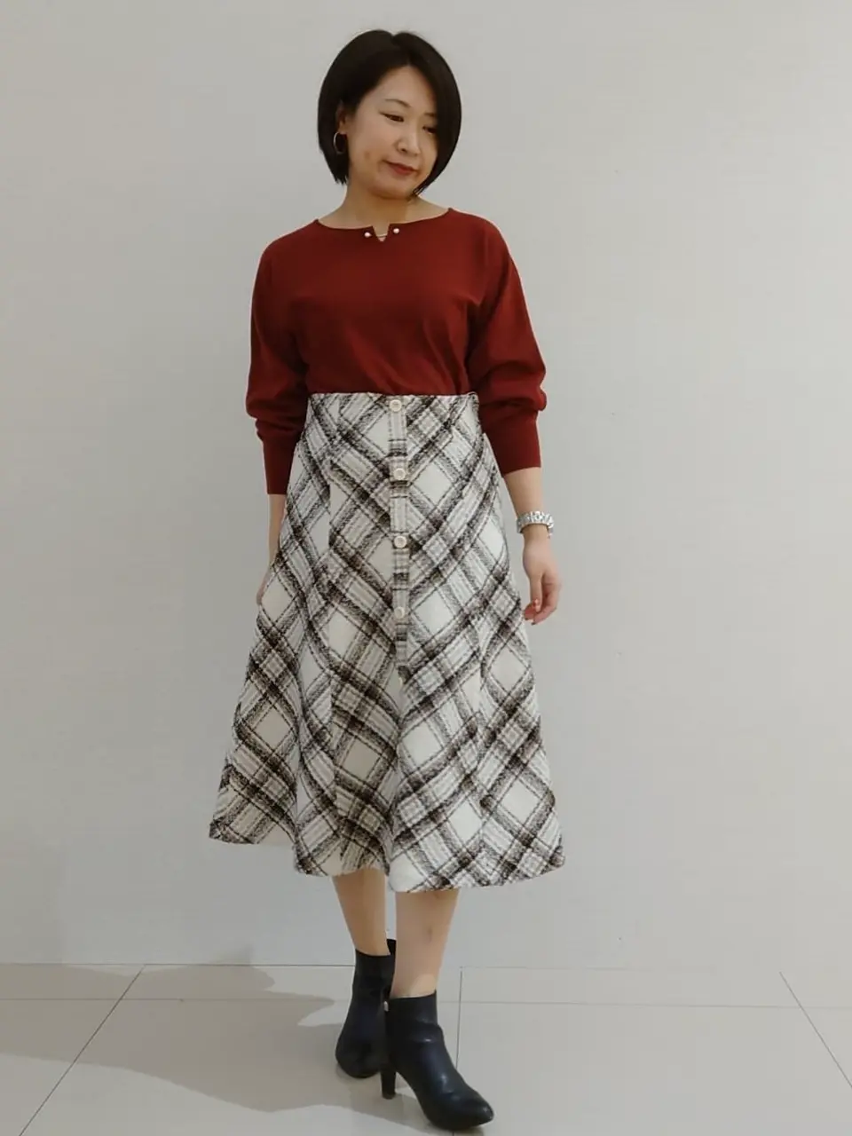 ANY SIS スタッフ コーディネート画像