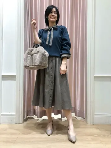 ANY SIS スタッフ コーディネート画像