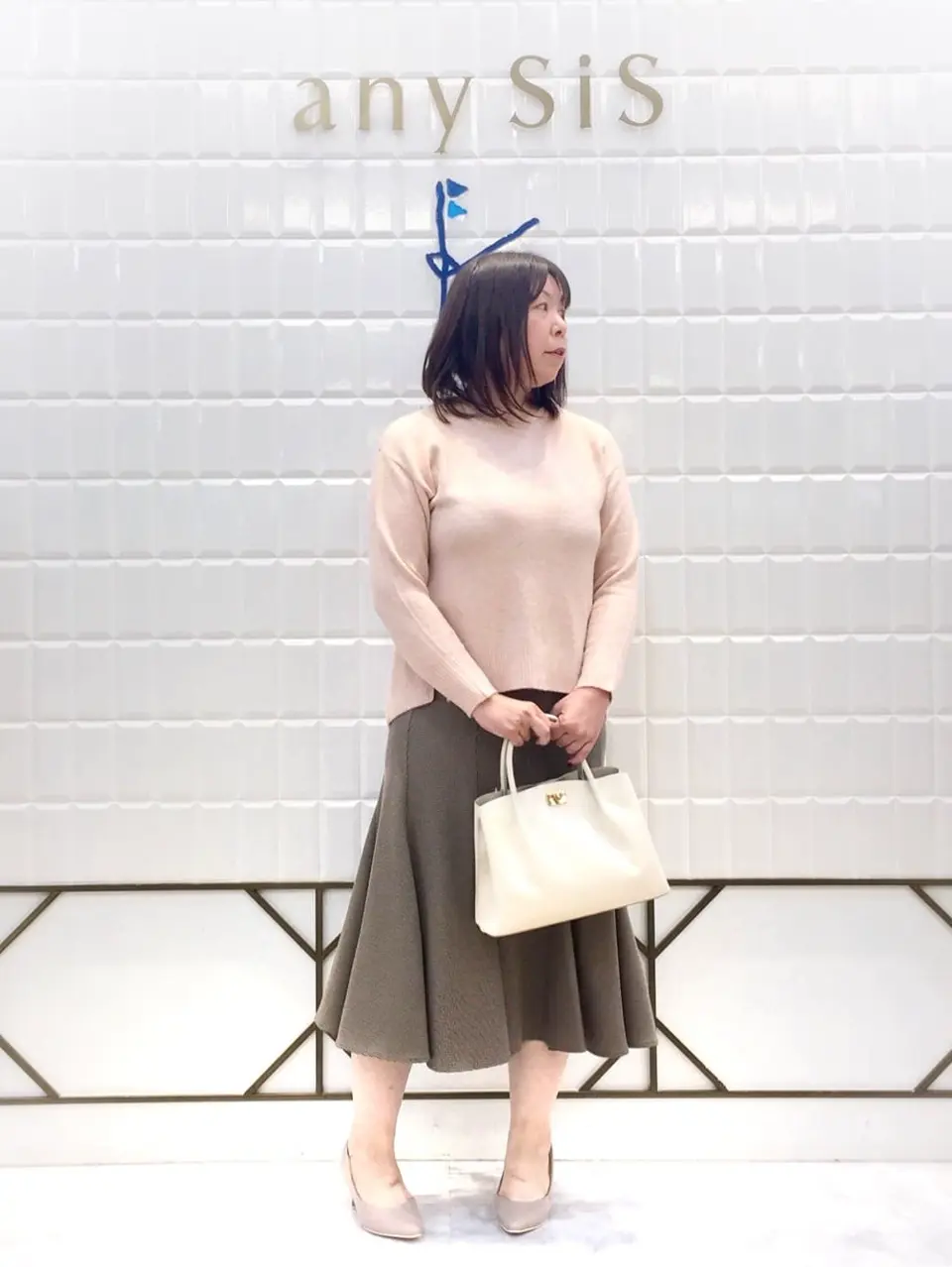 ANY SIS 西田 コーディネート画像