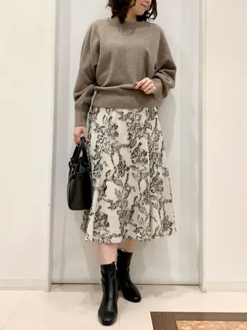 ANY SIS 横田 コーディネート画像