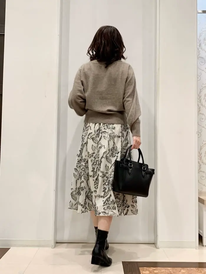 ANY SIS 横田 コーディネート画像