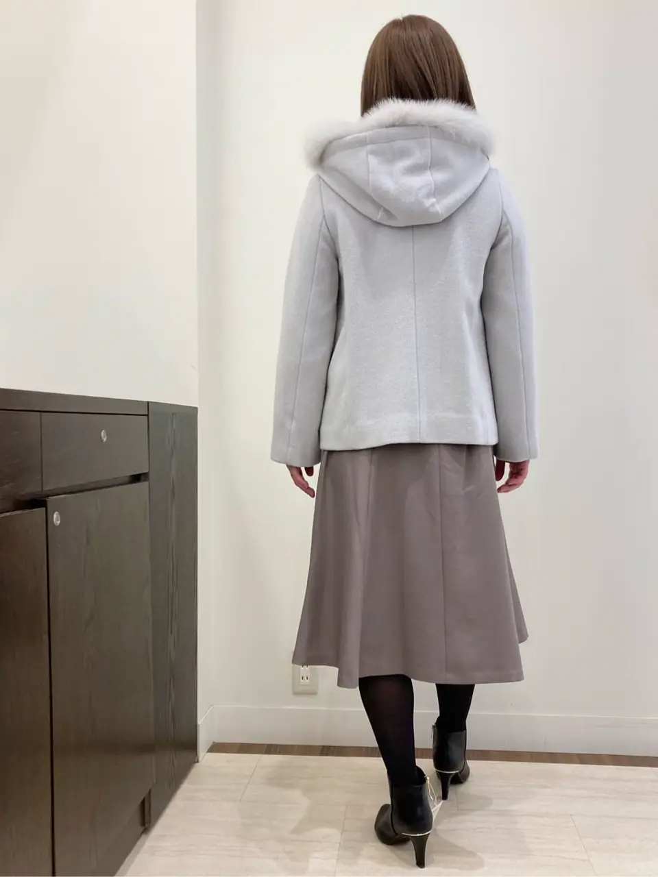 ANY SIS スタッフ コーディネート画像