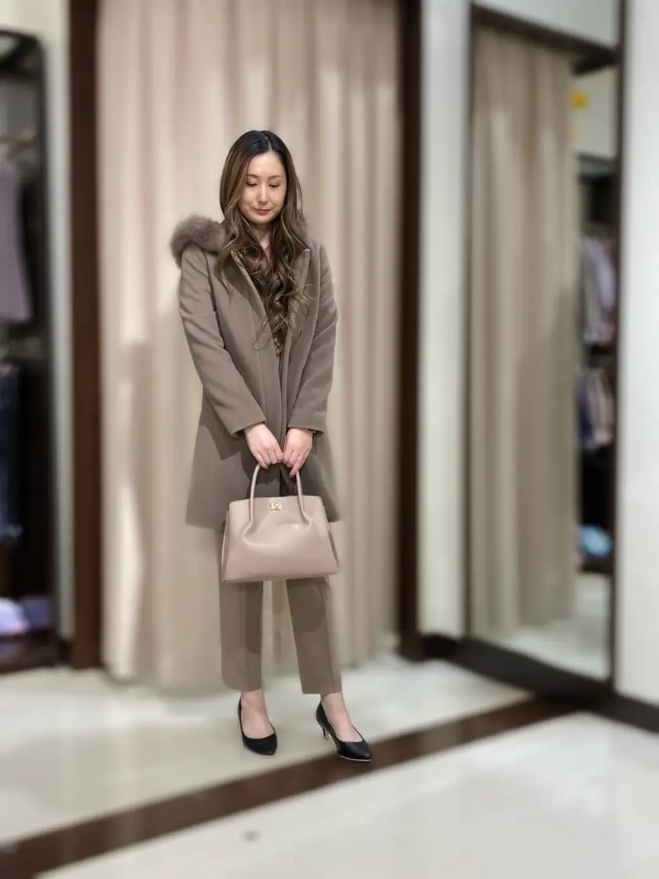 ANY SIS STAFF コーディネート画像