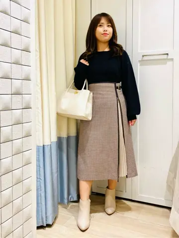 ANY SIS スタッフ コーディネート画像