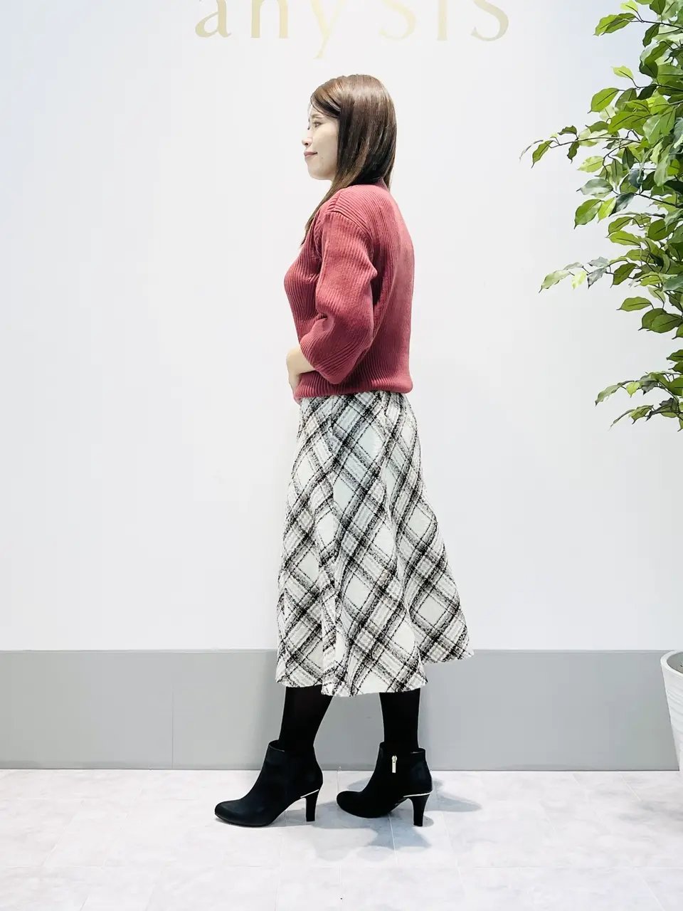 ANY SIS 岡本 コーディネート画像