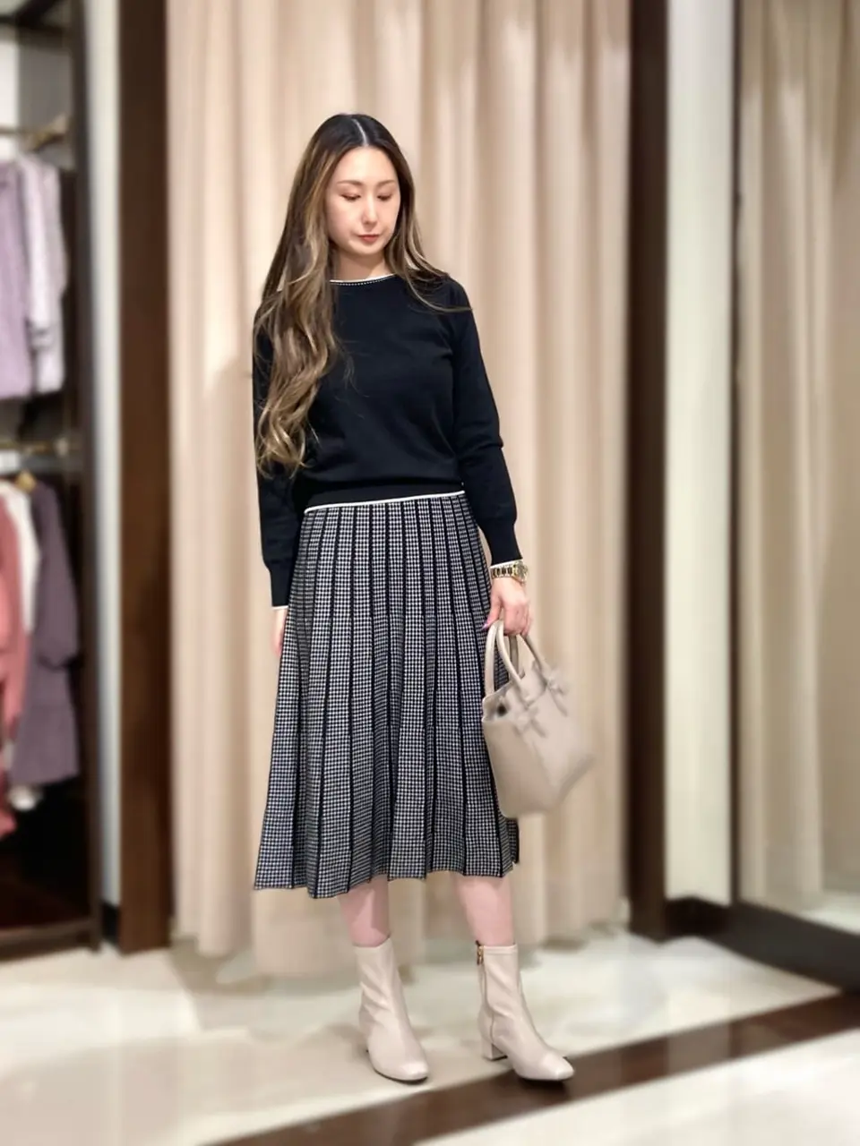 ANY SIS STAFF コーディネート画像