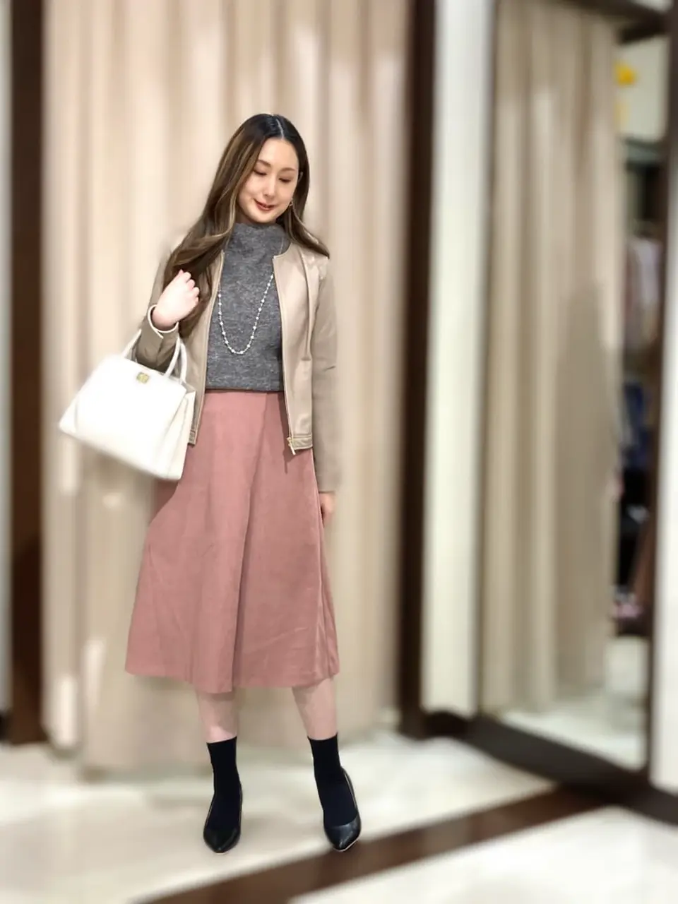 ANY SIS STAFF コーディネート画像